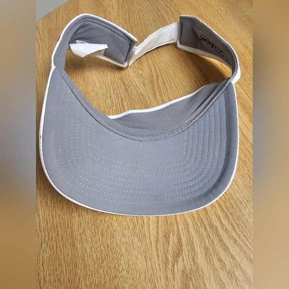 Titleist FootJoy Pro V1 Golf Visor Adjustable White w/ Black Embroidery NWOT - Picture 7 of 7